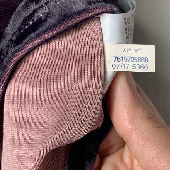 American Eagle Ombré Velvet Top - Picture 6 of 6